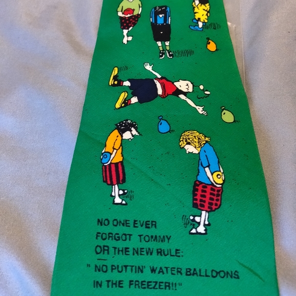 American Greetings - Cartoon Tie - Picture 3 of 3
